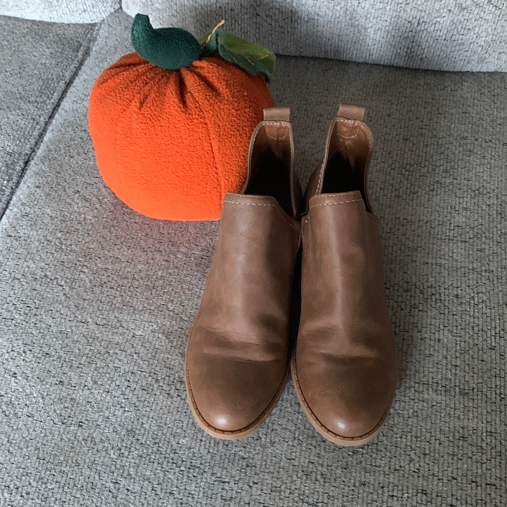 Universal Thread Booties